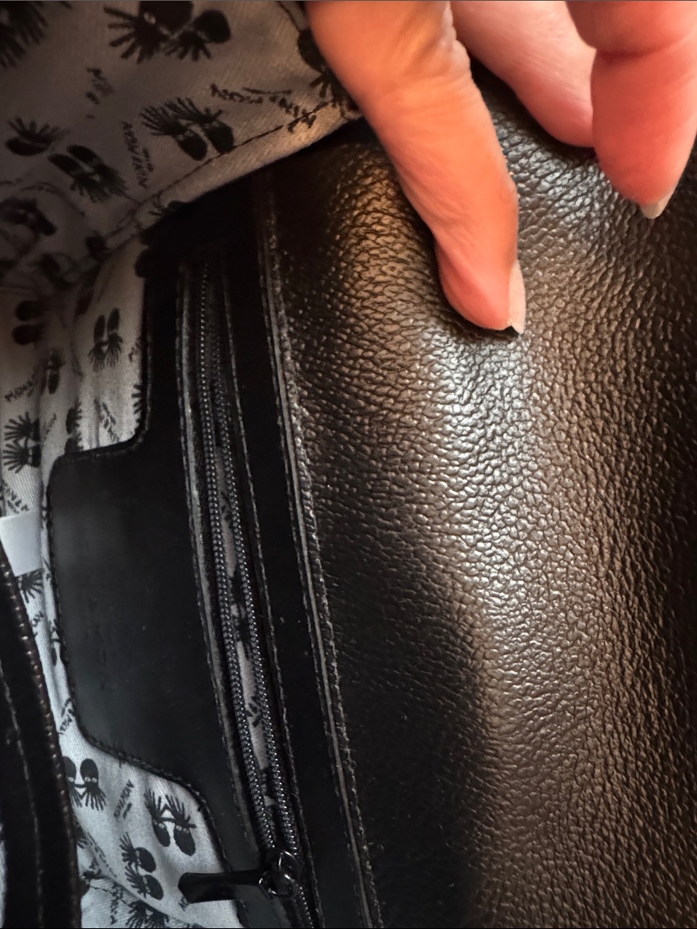 Min & Mon Anastasio Mini Crossbody - Picture 6 of 8
